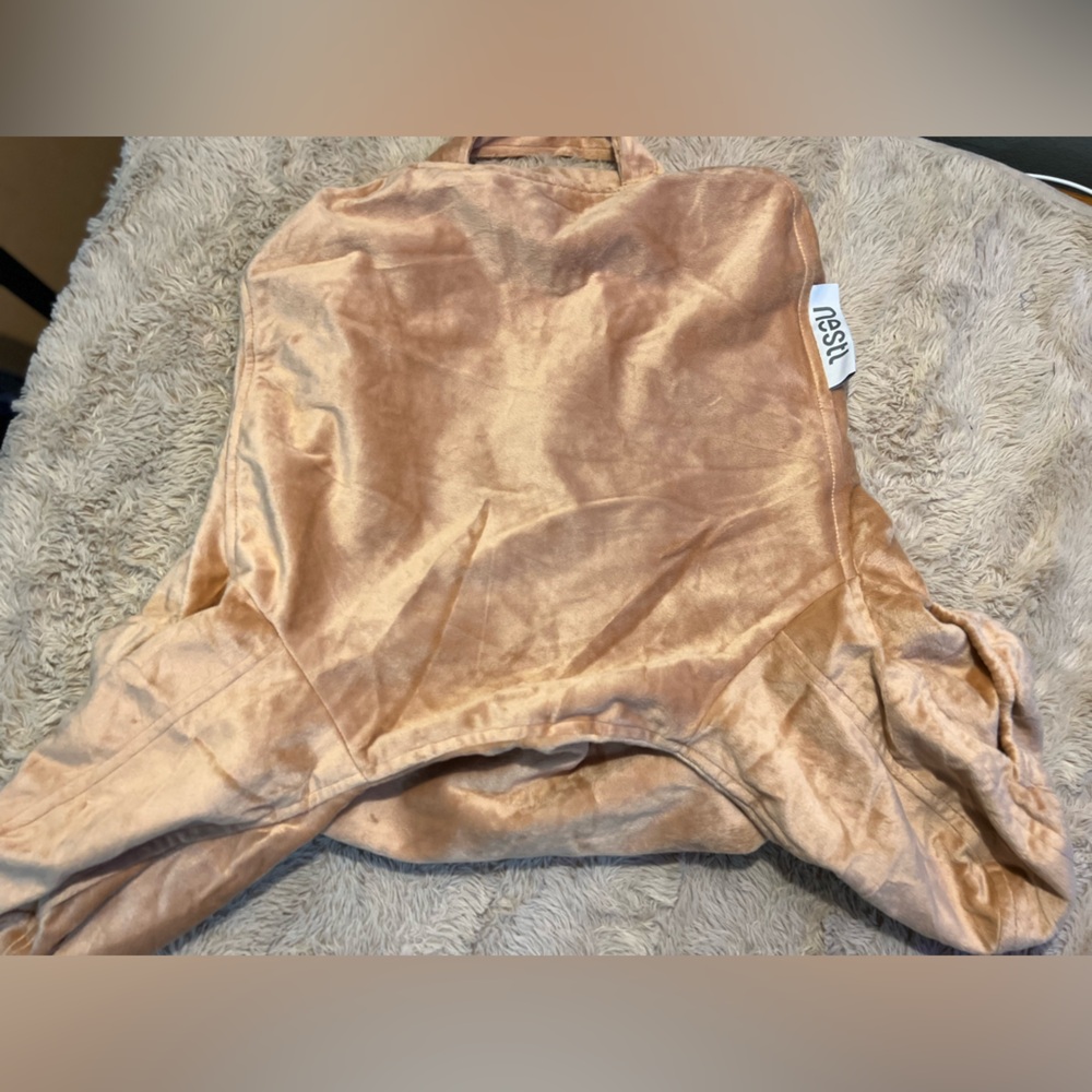 Nestl reading pillow cover‎